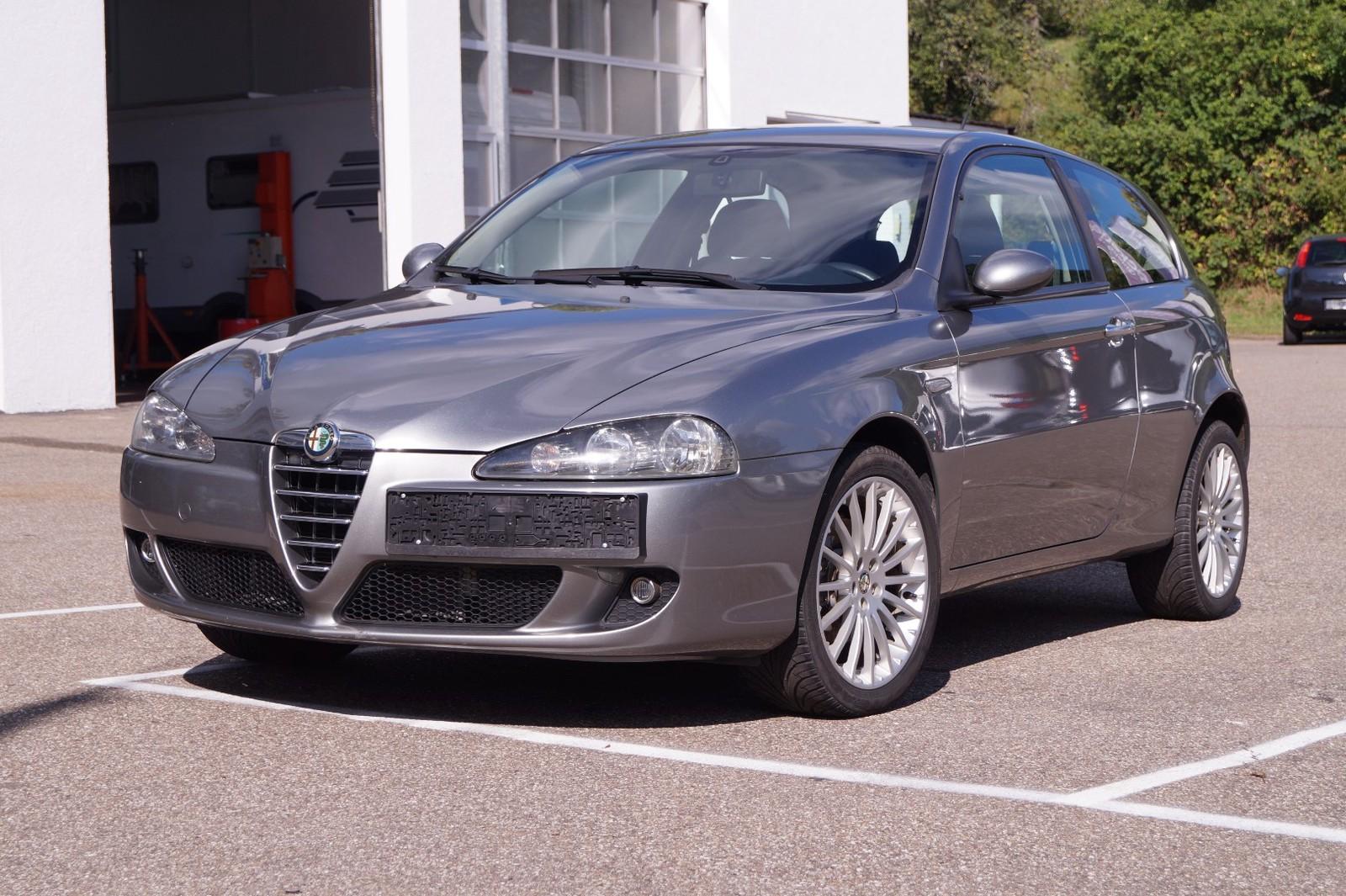 Alfa Romeo 147 1.6 TS specs, quarter mile, performance data 