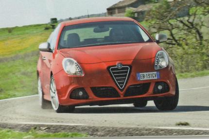 YOU CARS CENTER - ALFA ROMEO-GIULIETTA-Giulietta (2) 2.0 JTDM - 150 S/S QV  LINE