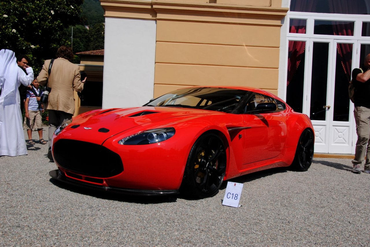 Photo of Aston Martin V12 Vantage Zagato