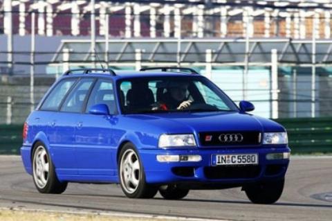 Photo of Audi RS2