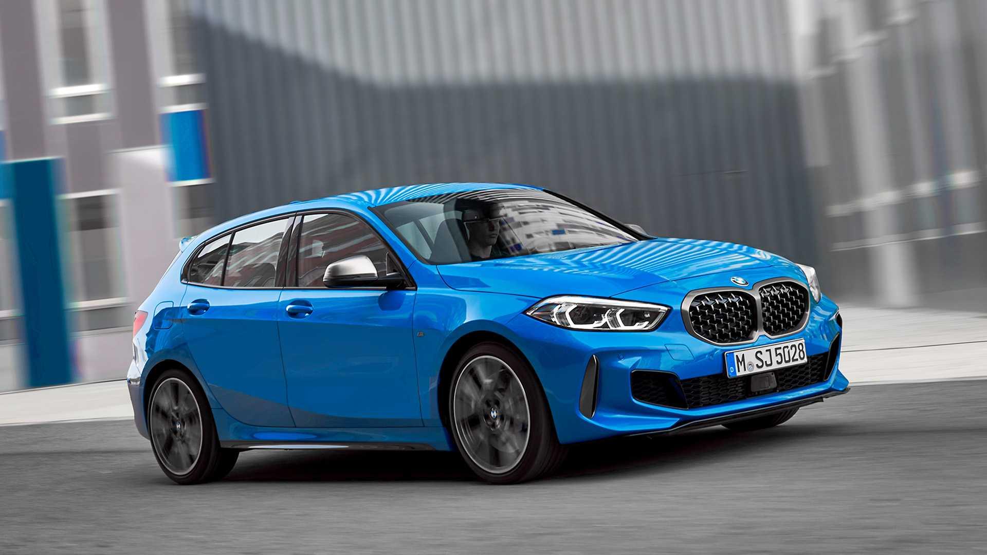 2022 BMW 118i, 218i Sport price and specs - Drive