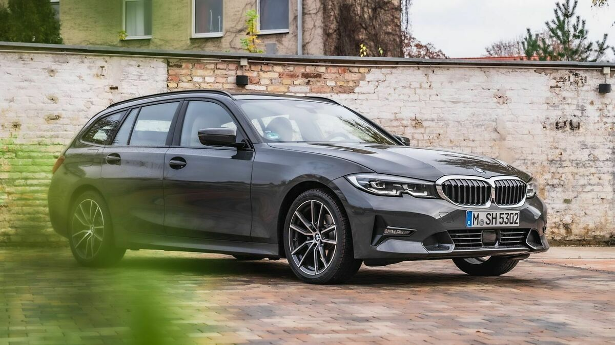 BMW Touring Mild Hybrid times, performance data -