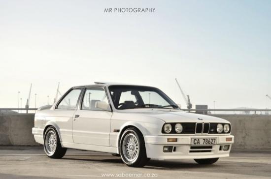 Image of BMW 325is