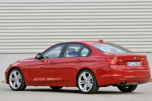 Picture of BMW 328i