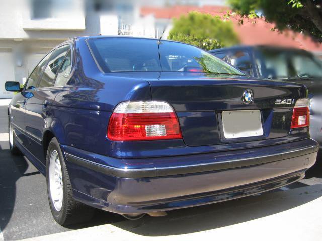 Photo of BMW 540i