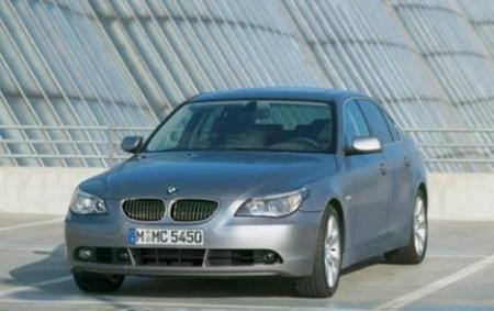 Photo of BMW 550i