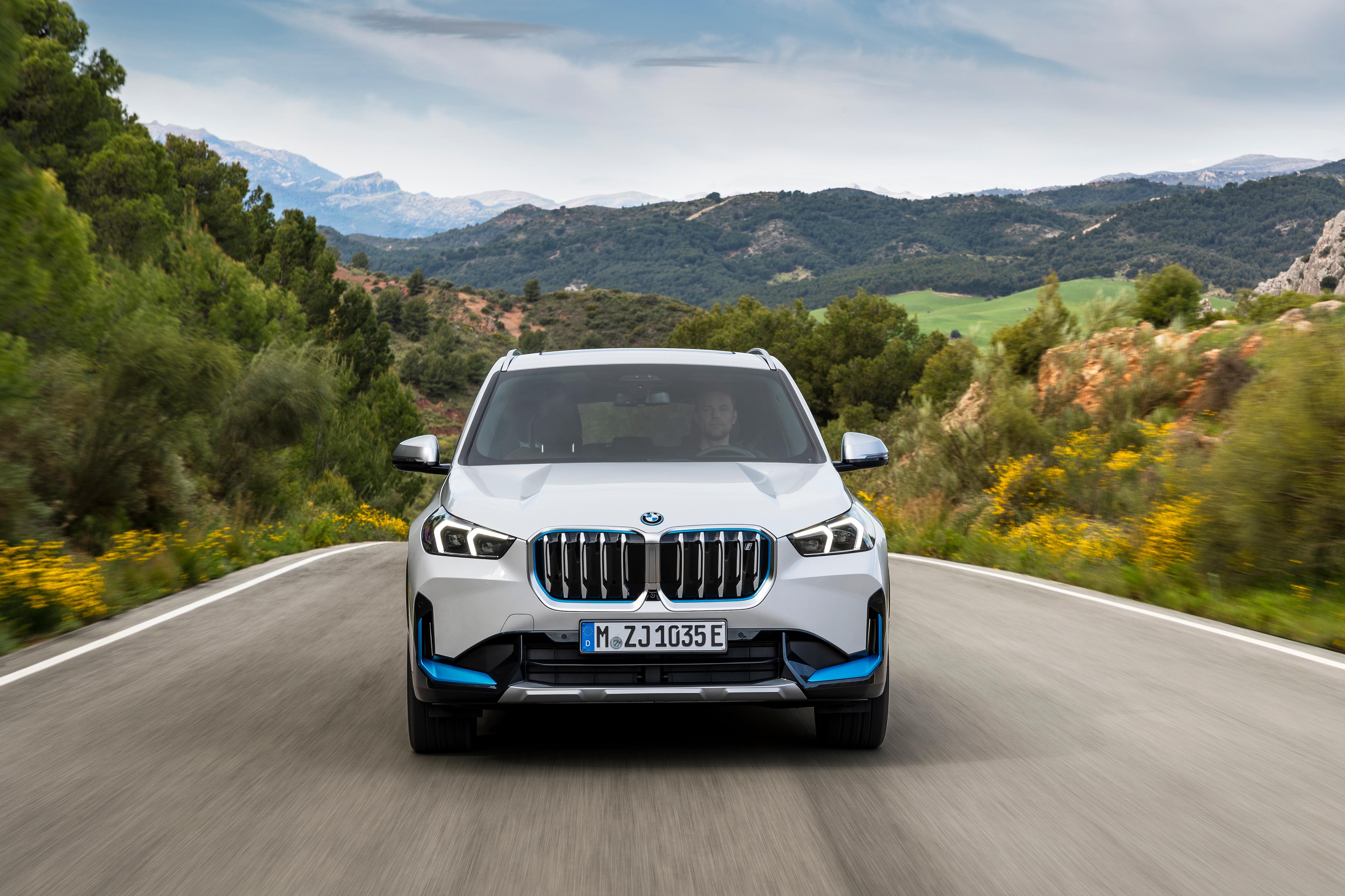 BMW iX1 xDrive 30 U11 specs, lap times, performance data