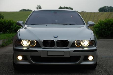 BMW M5 E39 specs, 0-60, quarter mile, lap times 