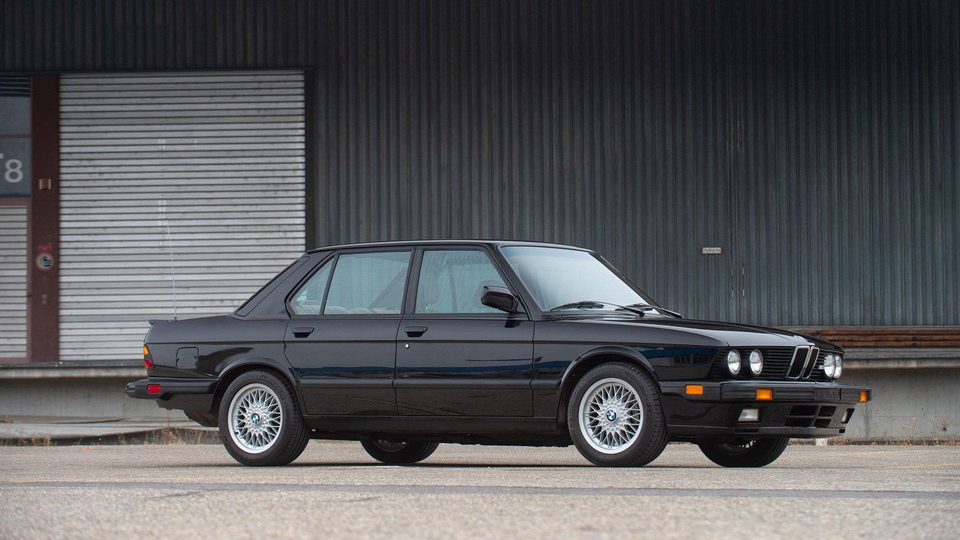 Tested: 1987 BMW M5