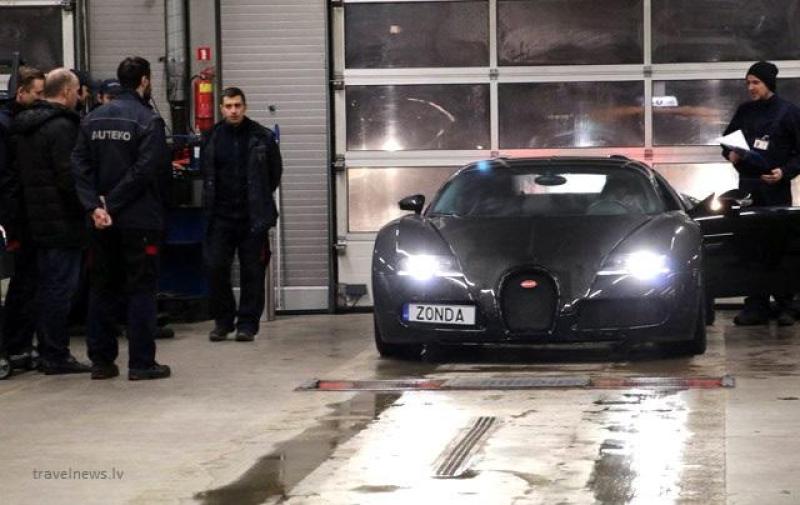 Cover for Bugatti Veyron fails roadworthiness test - are hypercars legal in winter?