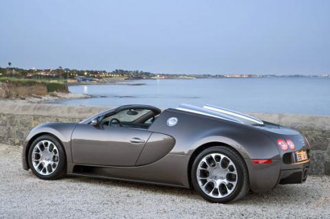 bugatti veyron grey