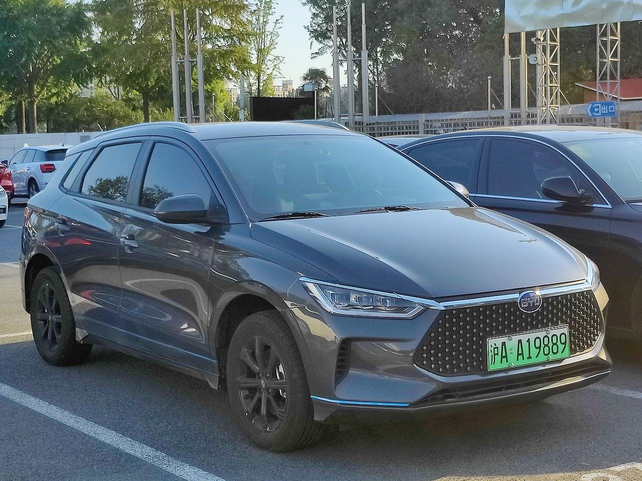 byd e2 luxury цена в китае