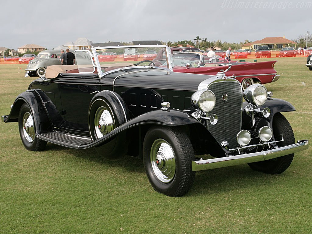 Image of Cadillac 452 B V16 Fisher Convertible Coupe