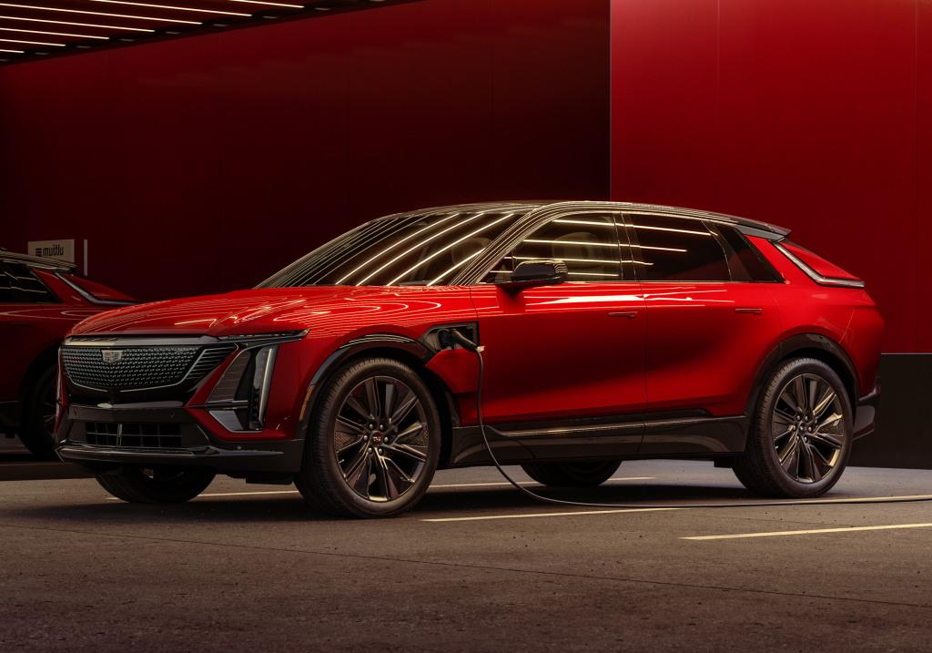 Cadillac Lyriq 600 E4