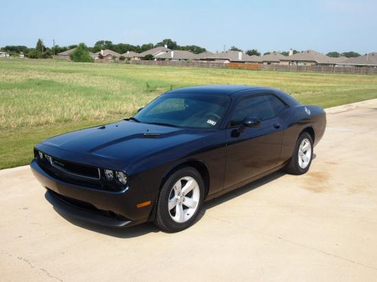Image of Dodge Challenger SXT Coupe
