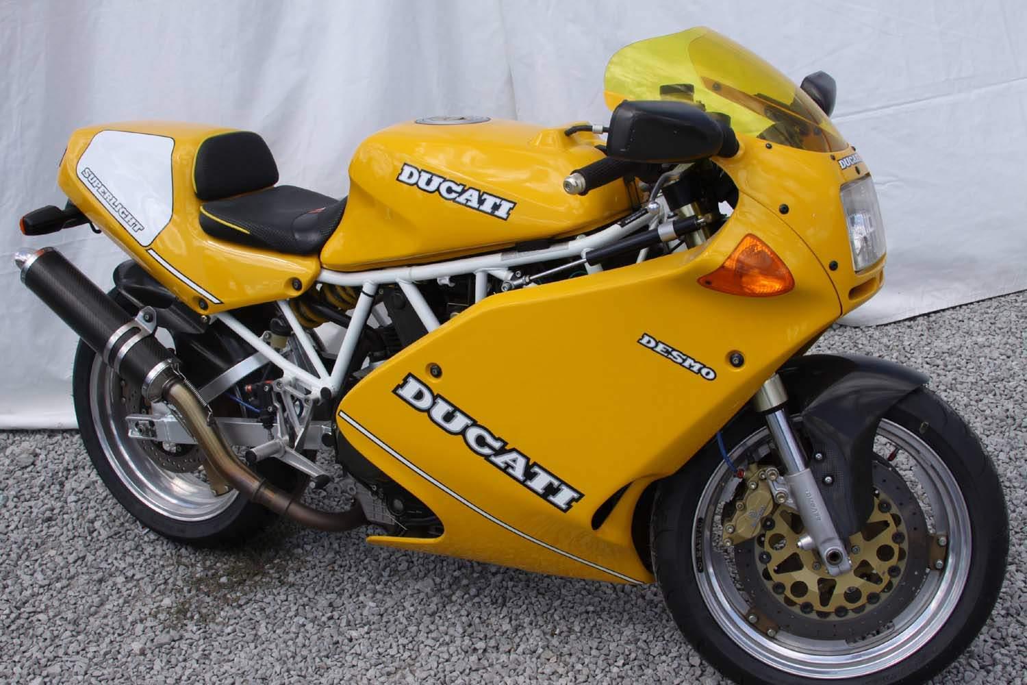 Ducati 900SL specs, performance data - FastestLaps.com