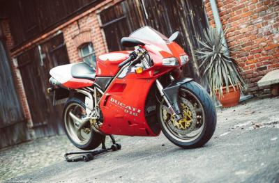 Image of Ducati 916