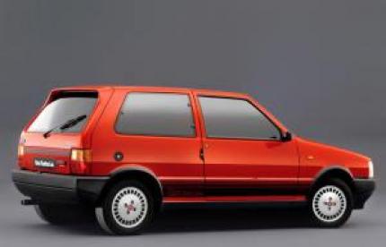 Fiat Uno Turbo Mk I specs, 0-60, quarter mile, lap times 