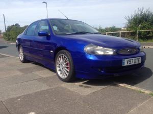 Photo of Ford Mondeo ST200