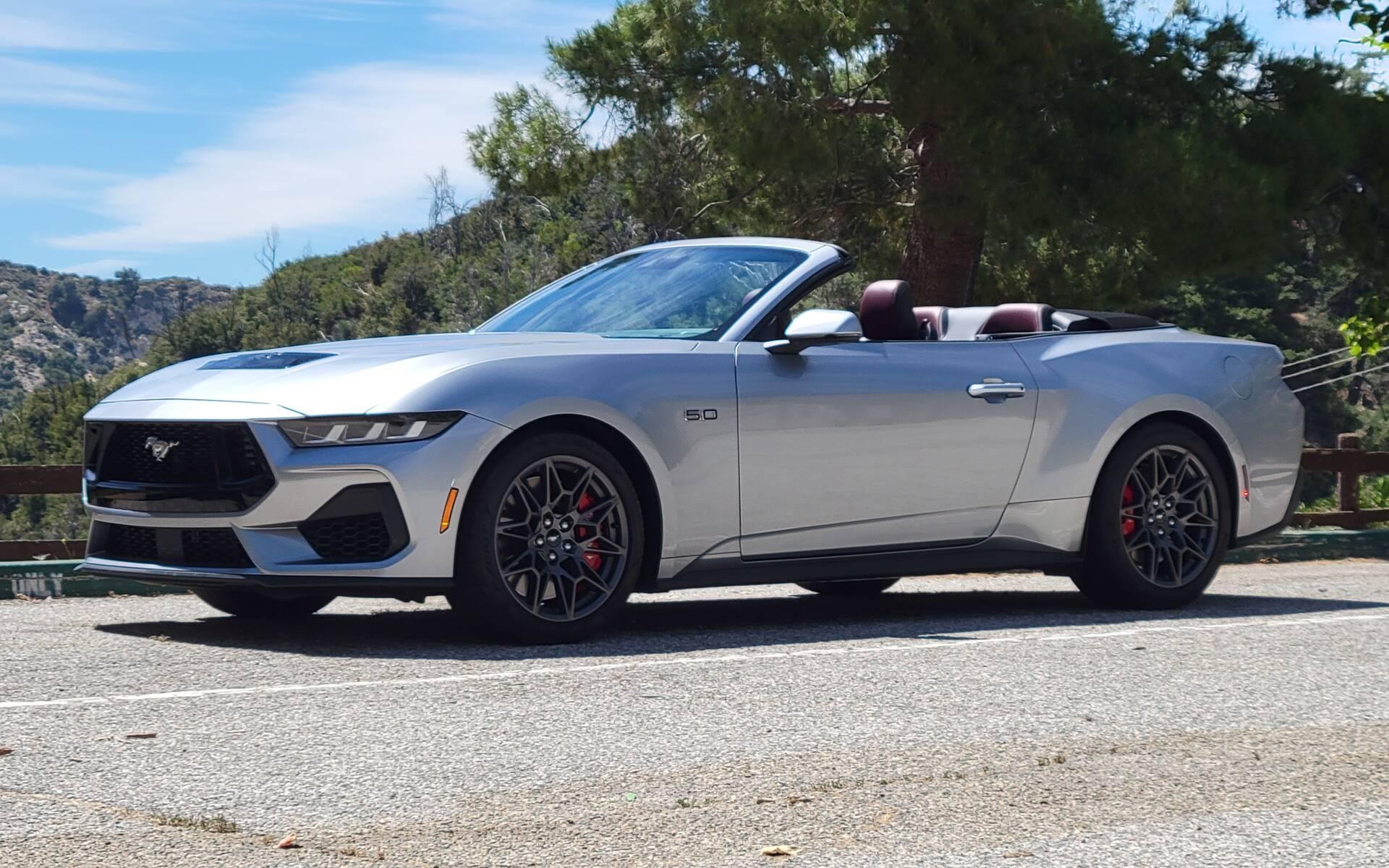 Ford Mustang GT Performance Convertible S650 specs, 0-60, quarter mile ...