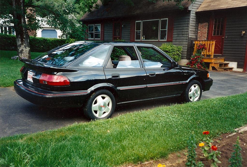 Picture of Prizm Hatchback GSi