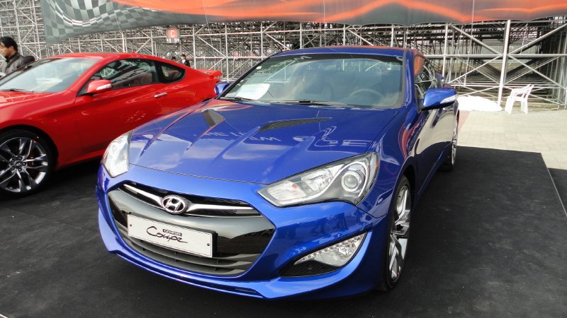 Hyundai Genesis Coupe 3.8 V6 GDI