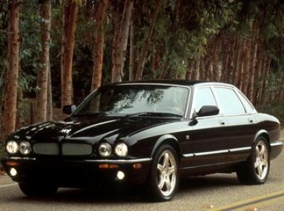 Image of Jaguar XJR