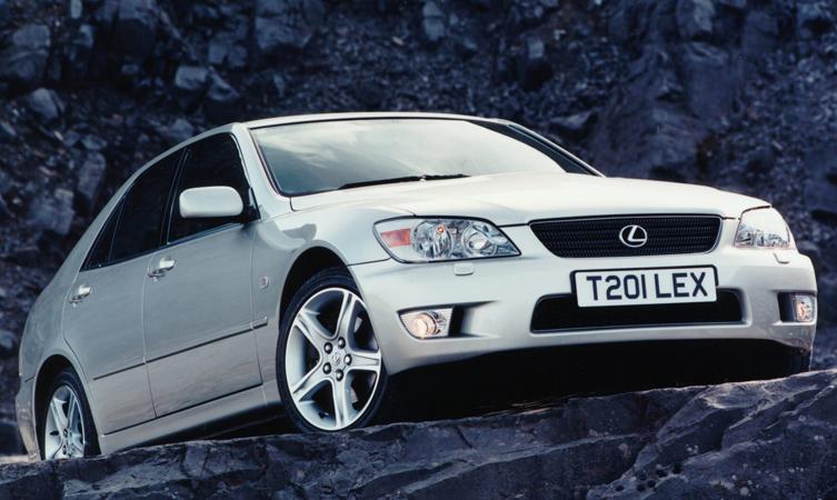 Lexus IS 200 specs, quarter mile, performance data - FastestLaps.com