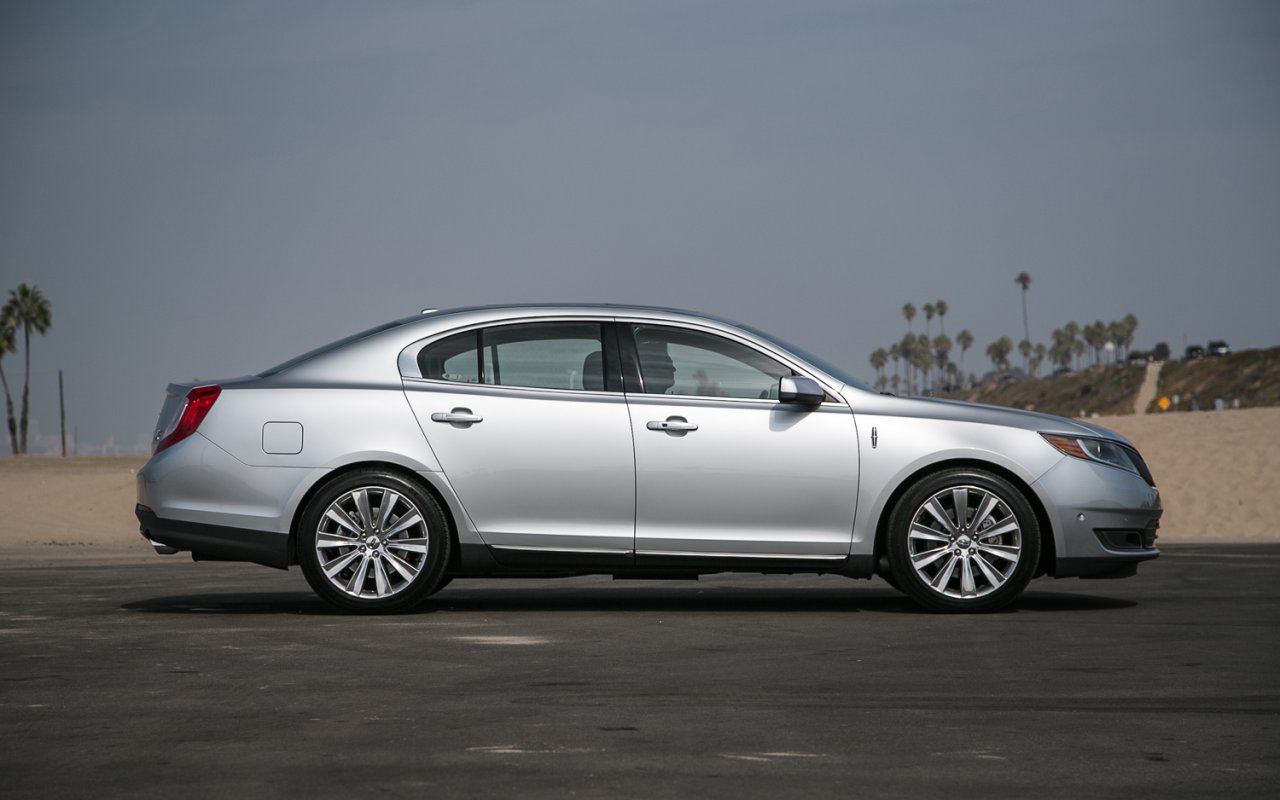 Image of Lincoln MKS Ecoboost