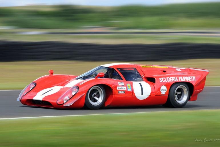 Lola T70 Chevrolet MK IIIB specs, lap times, performance data ...