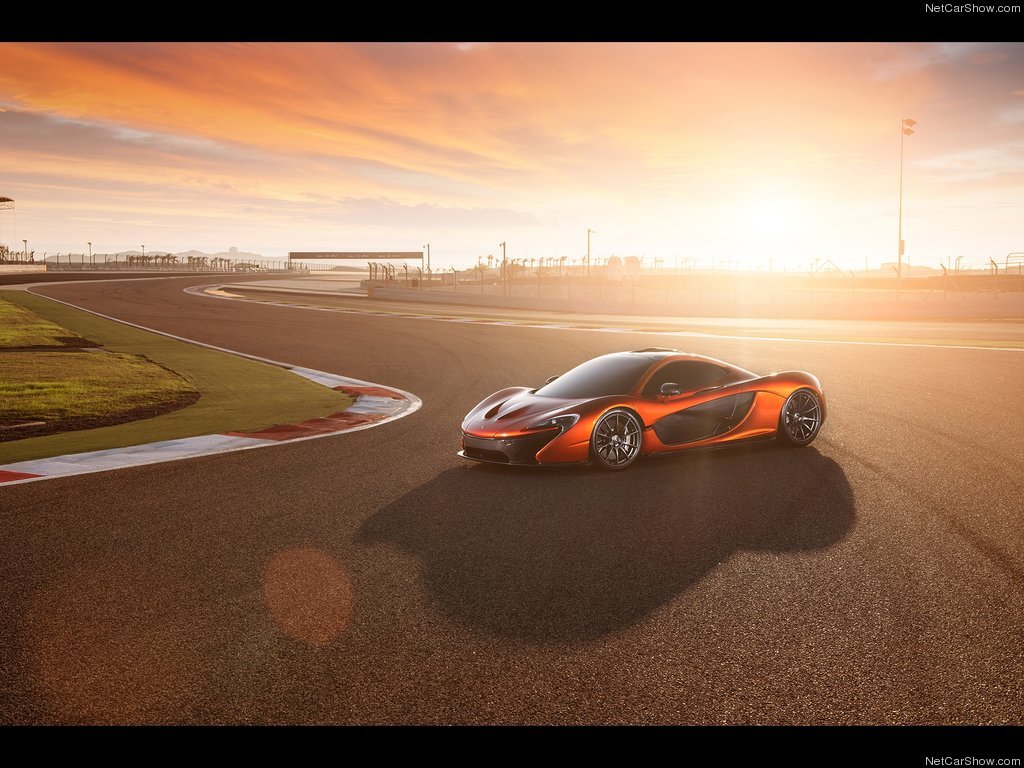 McLaren P1™ - Introduction