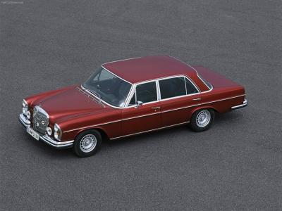 Image of Mercedes-Benz 300 SEL 6.8 AMG