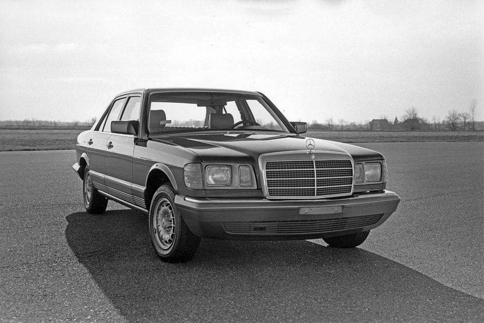 Mercedes-Benz 300SD W116 specs, performance data - FastestLaps.com