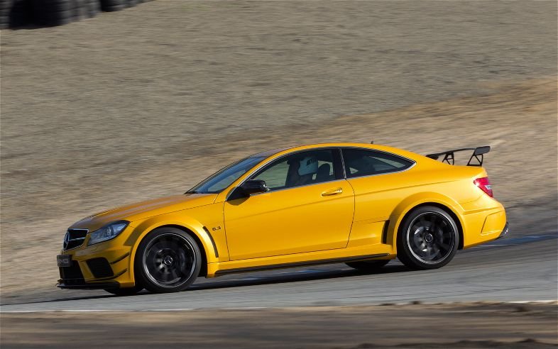 Photo of Mercedes-Benz C 63 AMG Coupe Black Series Aerodynamic Pack