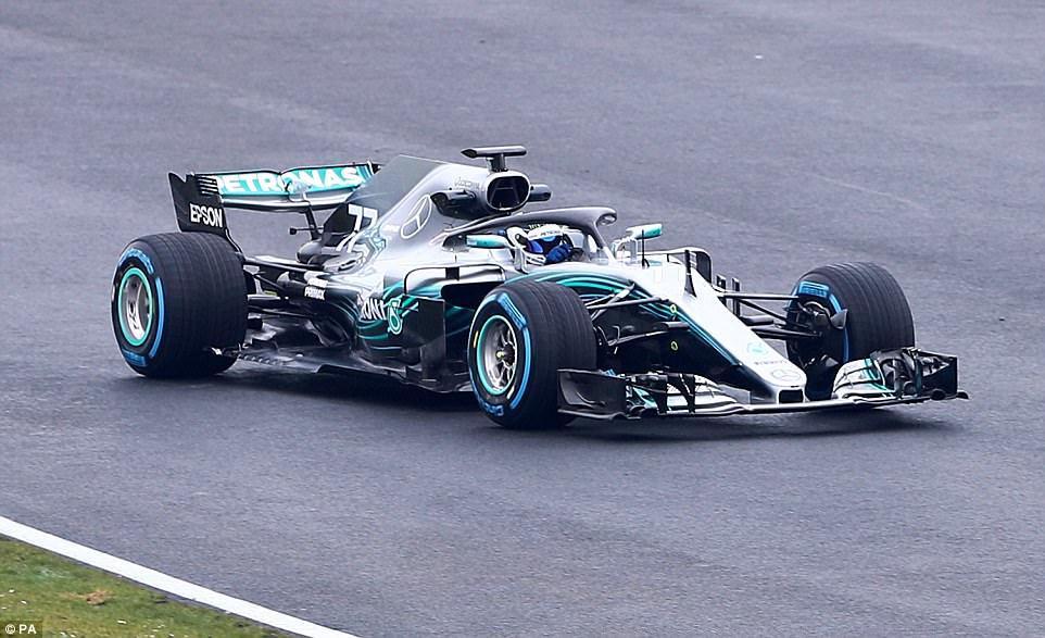 Image of Mercedes-Benz W09