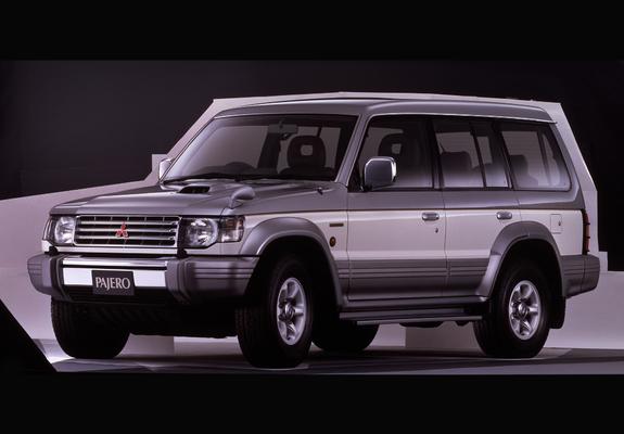 Mitsubishi Pajero 3000 V6 Mk II 5-door specs, performance data ...