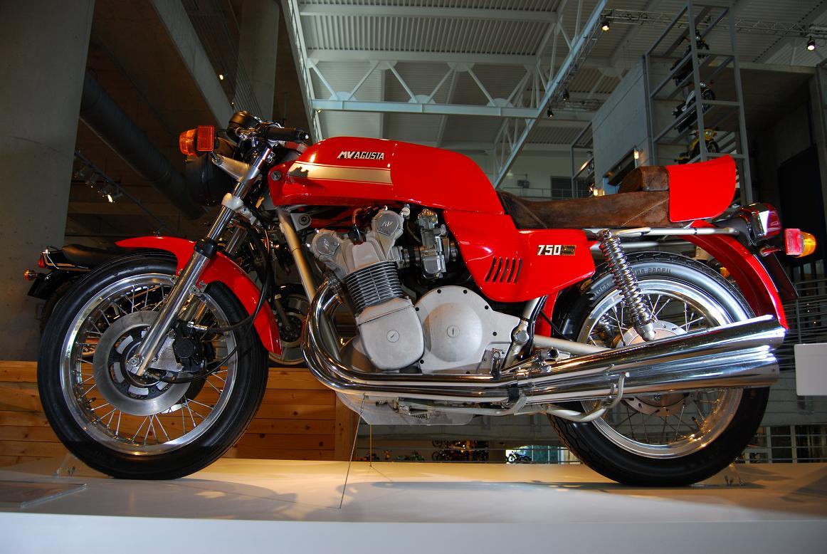 MV Agusta 1975