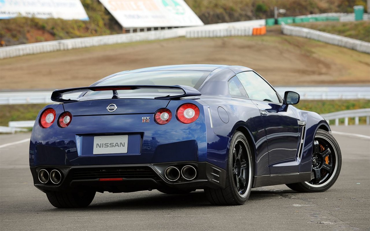 Photo of Nissan GT-R R35 550 PS