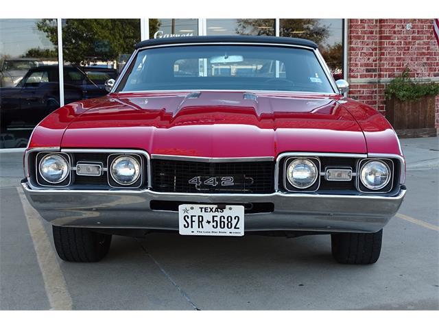 Oldsmobile 4-4-2 hardtop specs, performance data - FastestLaps.com