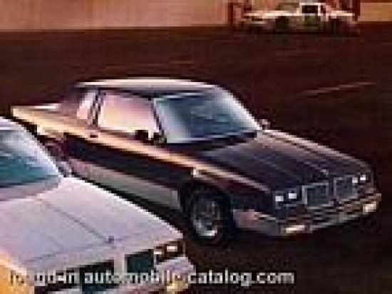 Image of Oldsmobile Cutlass 442