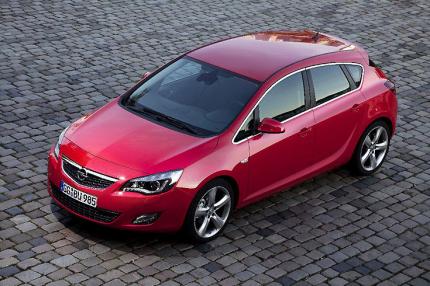 Specs for all Opel Astra J Sedan versions