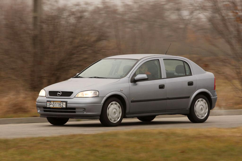 Opel Astra 1.7 DTI specs, quarter mile, performance data