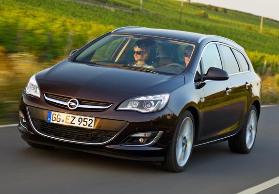 Opel Astra J Sports Tourer - Fotos & Bilder