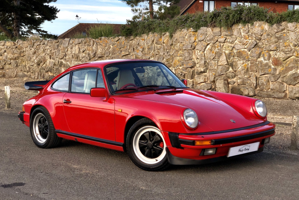 Photo of Porsche Carrera 3.2 G model