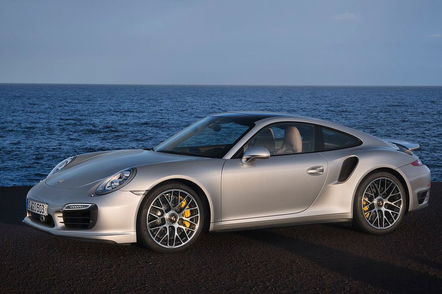 Picture of Porsche 911 Turbo S (991)