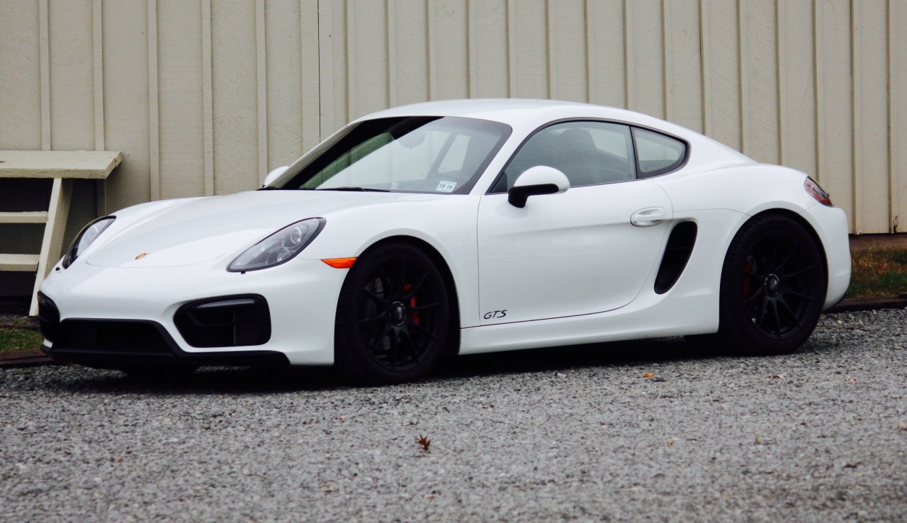 Photo of Porsche Cayman GTS 981