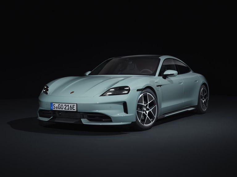 Image of Porsche Taycan Turbo S