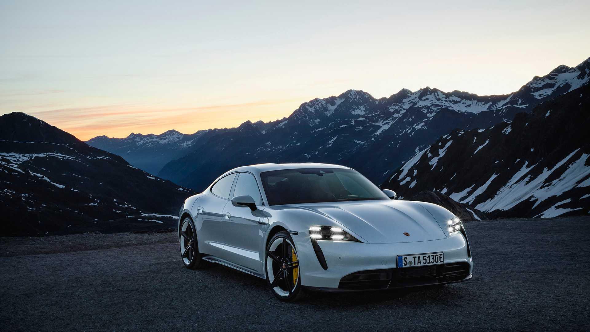 Image of Porsche Taycan Turbo S