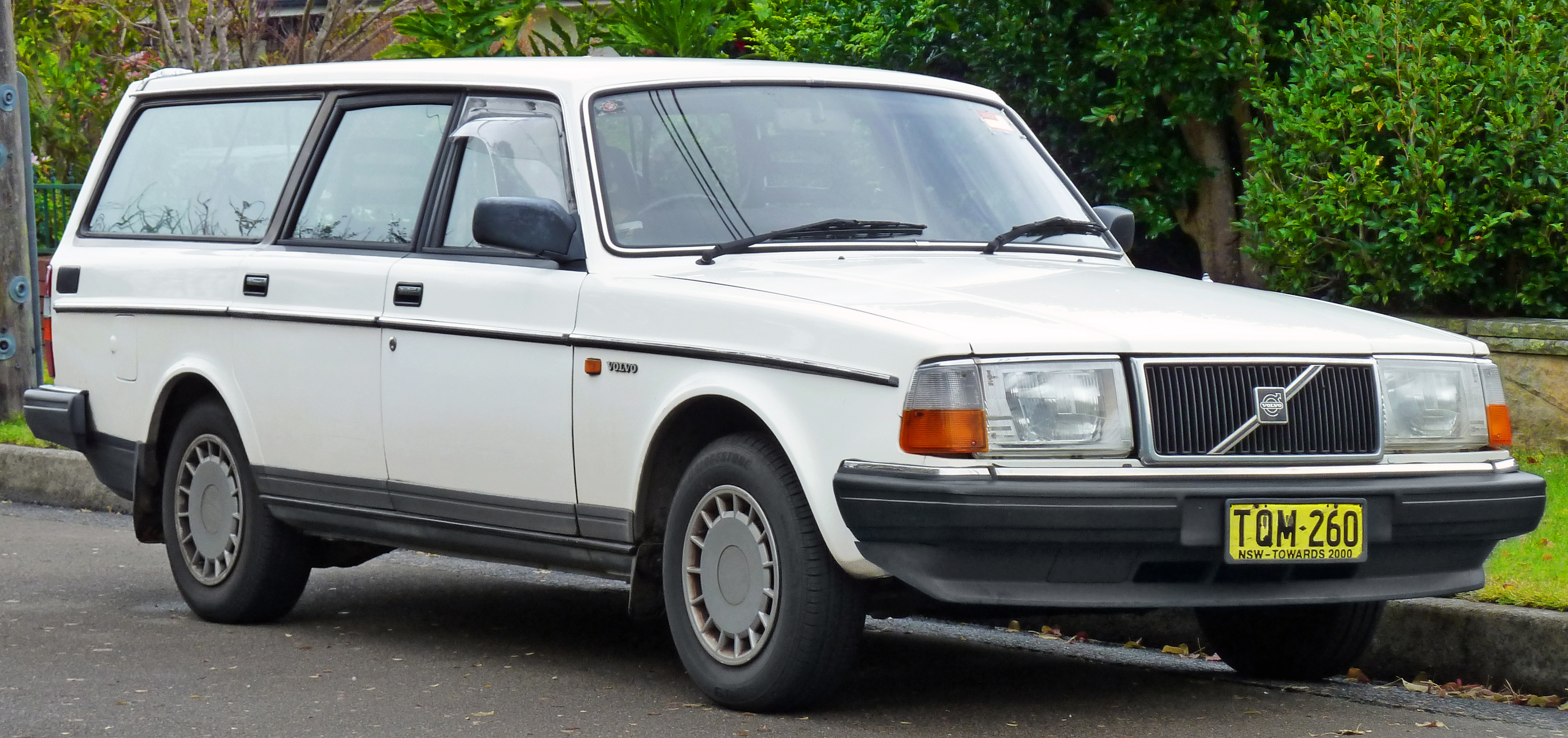 Volvo 265 Specs Performance Data FastestLaps