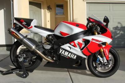 Image of Yamaha YRF-R7